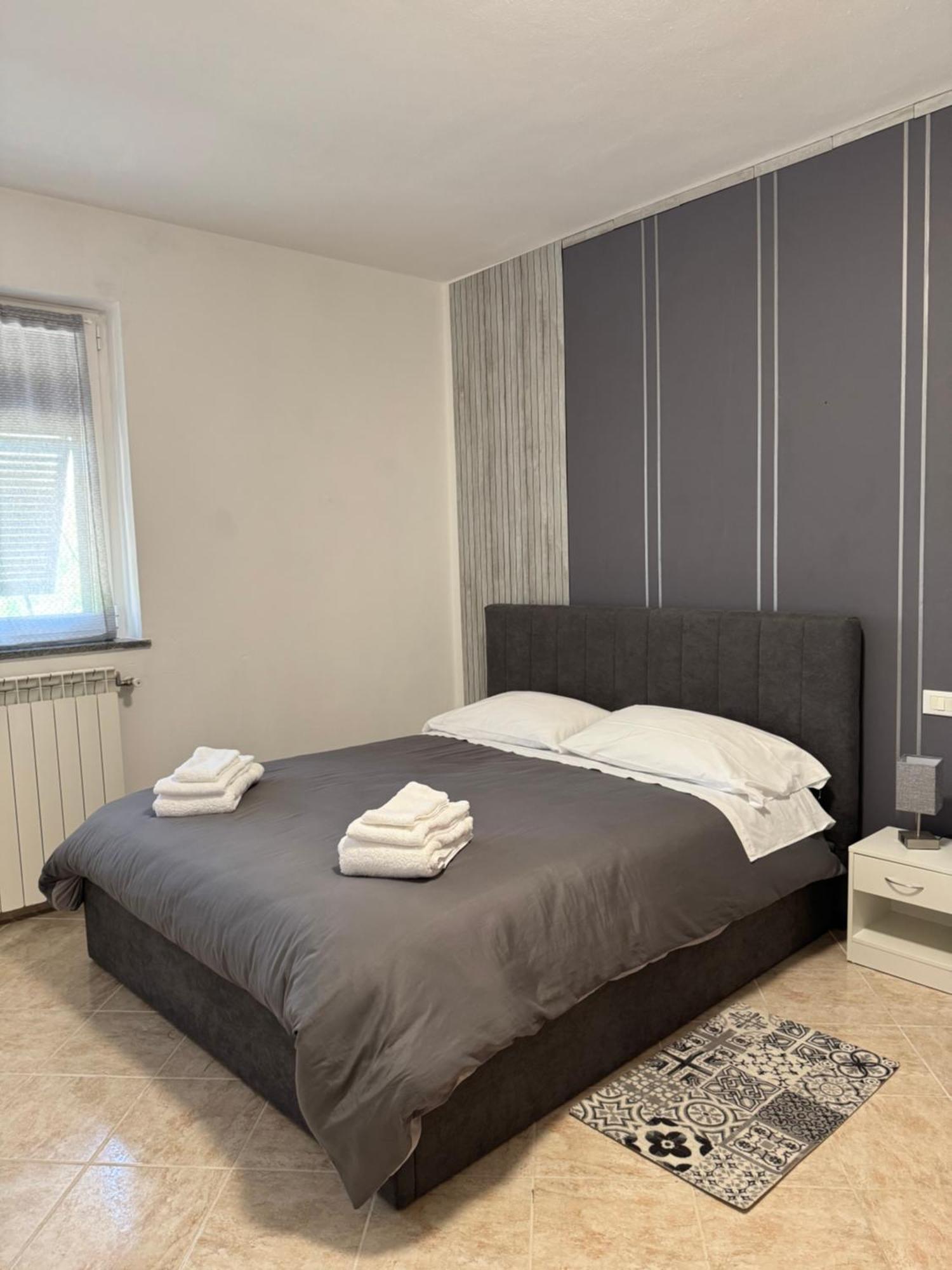 Serravalle Shop&Stay Serravalle Scrivia Esterno foto